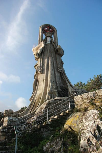 Virgen de la roca baiona